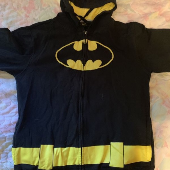 Classic Batman Black and Yellow jacket - Picture 2 of 4
